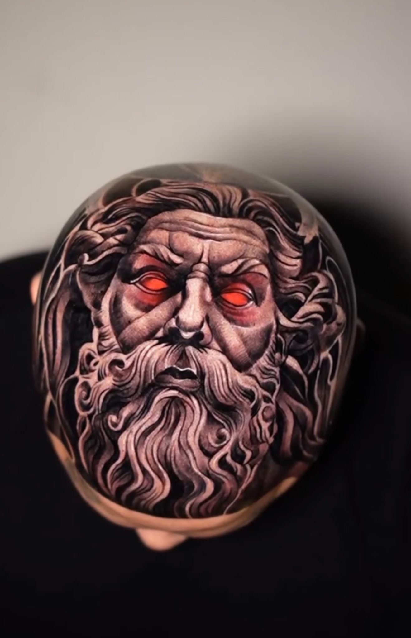 Detailed custom head piece